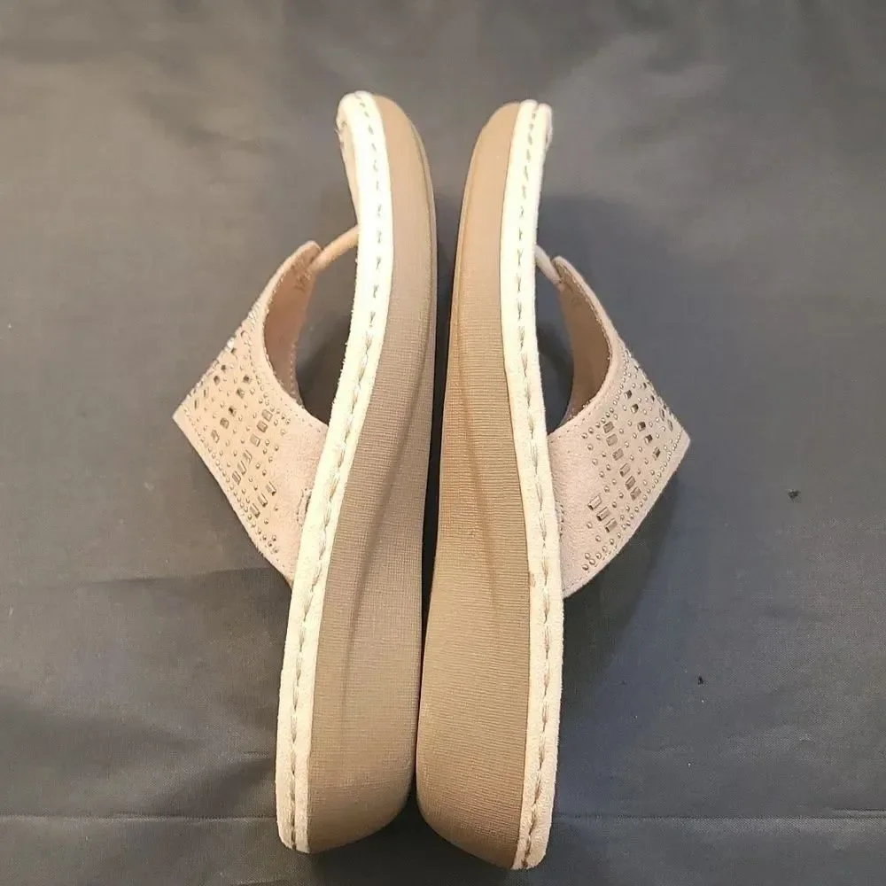 BRAND NEW CLIFFS BY WHITE MOUNTAIN WOMENS CIENNA DEMI WEDGE THONG THON…